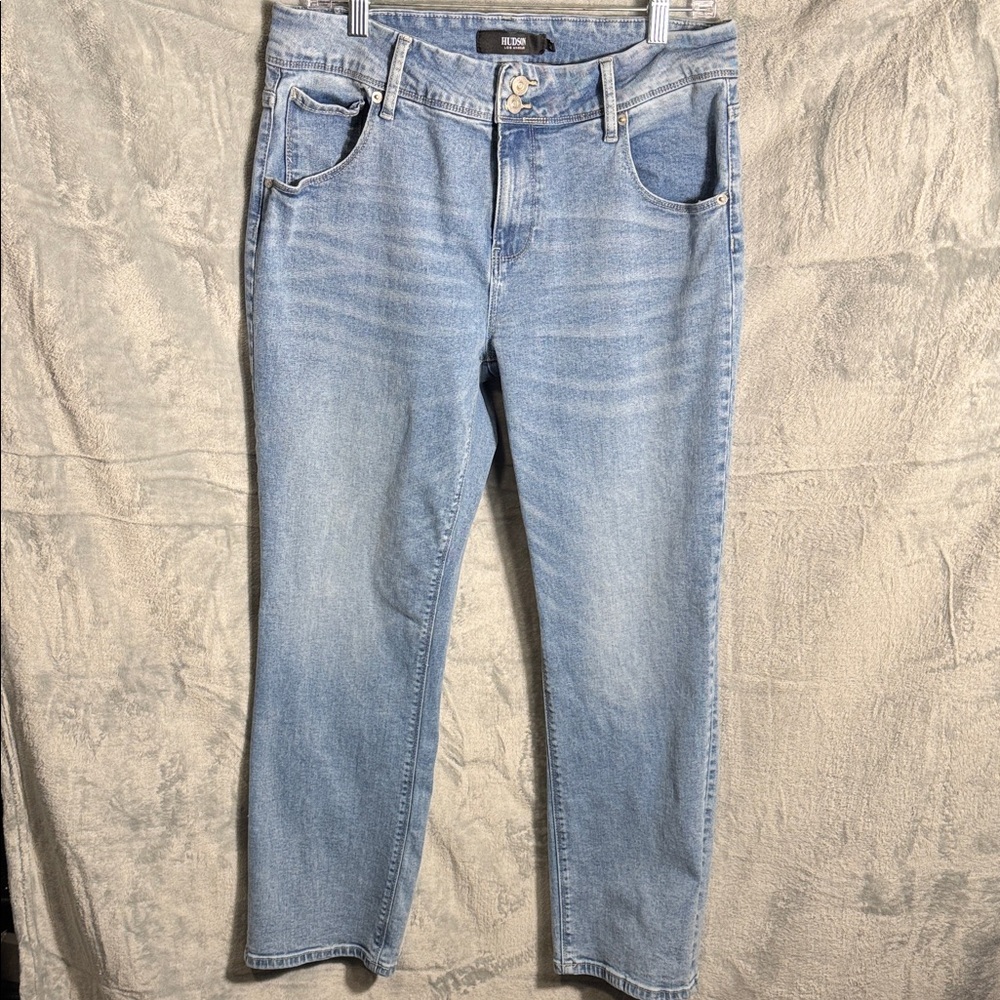 Hudson Jeans Women's Straight Leg women’s‎ 12 in Light Blue wash Classic jeans